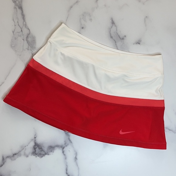 Nike DRI-FIT Golf or Tennis Skirt / Skort - Picture 3 of 11